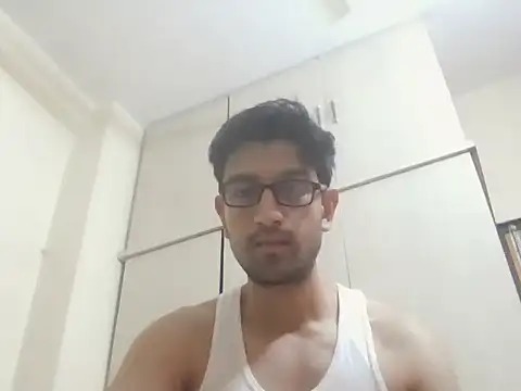 Snapshot of arjun_077 chatting on 01-13-26, 08:14 arjun 077 online show from 01-13-26, 08:14
