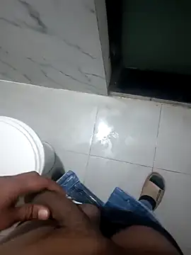 Snapshot of Mom_Fucker_2 chatting on 03-12-25, 12:47 Mom Fucker 2 online show from 03-12-25, 12:47