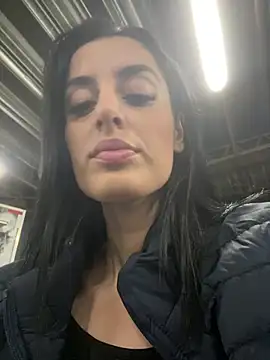 Snapshot of Catmila94 chatting on 05-20-26, 10:49 Catmila94 online show from 05-20-26, 10:49