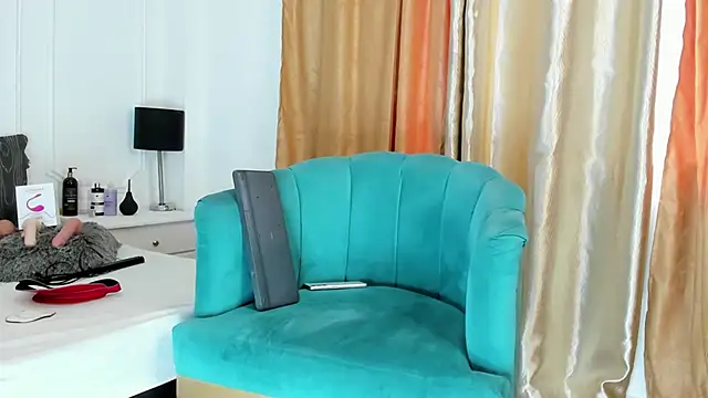 Snapshot of Santy_carrington chatting on 01-24-25, 07:18 Santy carrington online show from 01-24-25, 07:18