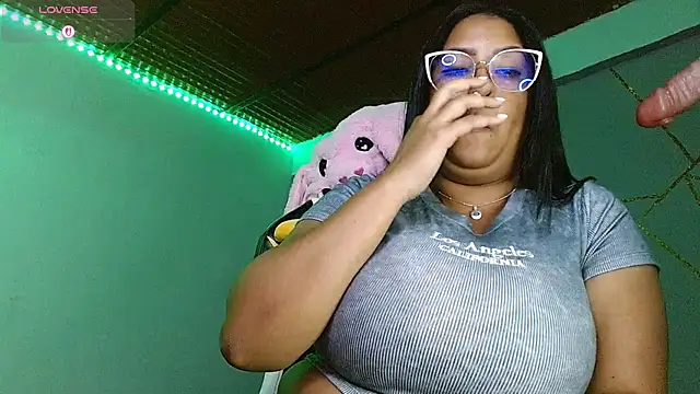 Cute ash online show from 05-19-26, 01:56