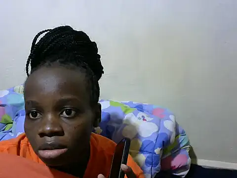 Snapshot of Thicky_kyla chatting on 07-16-26, 06:25 Thicky kyla online show from 07-16-26, 06:25