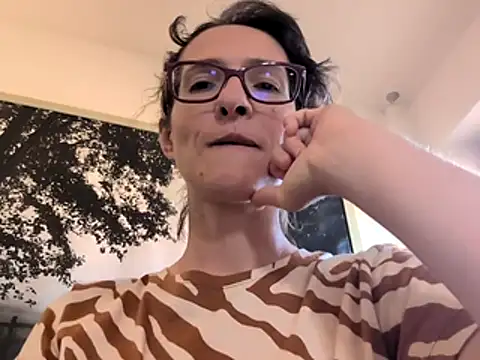Milky hairy mommy online show from 06-27-26, 02:44