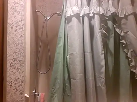 Snapshot of fuckmeharder1995 chatting on 10-22-25, 09:42 fuckmeharder1995 online show from 10-22-25, 09:42