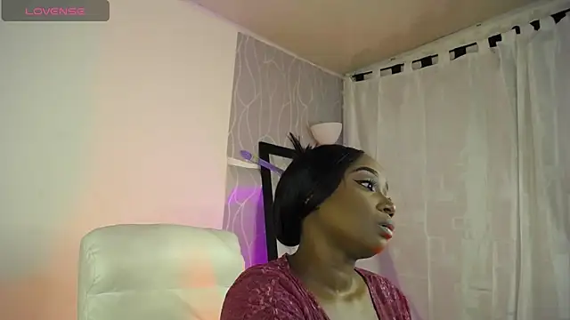 Britanymooree online show from 03-11-25, 08:42