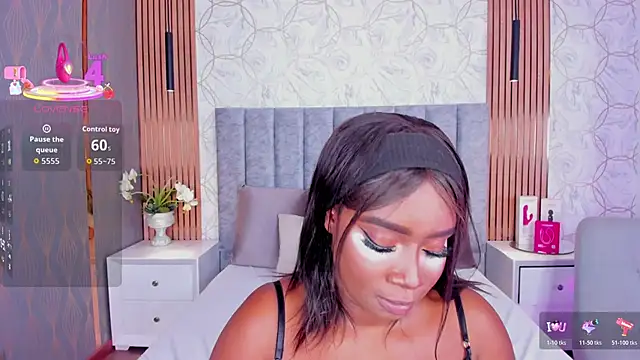 Britanymooree online show from 02-12-26, 08:26