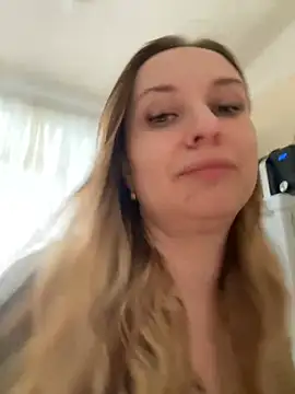 Snapshot of OlgaBuzzz chatting on 01-09-25, 05:44 OlgaBuzzz online show from 01-09-25, 05:44