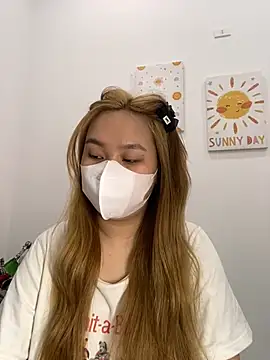 Odette68 online show from 04-15-26, 01:34