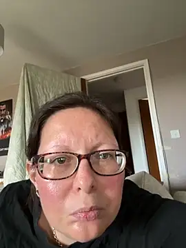 Ailsa Bliss online show from 10-04-25, 12:58