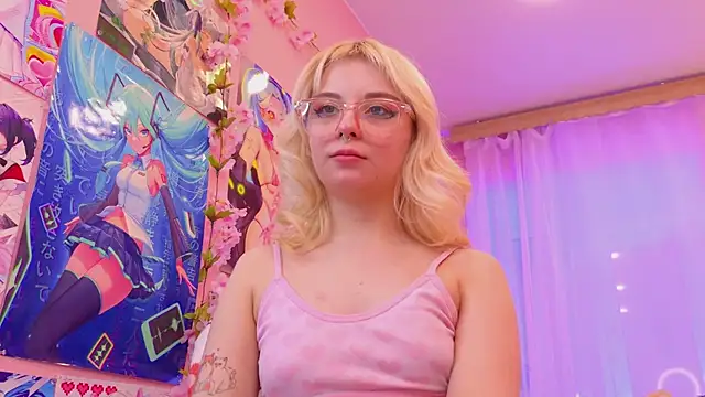 Coconut Mia online show from 03-09-25, 12:10