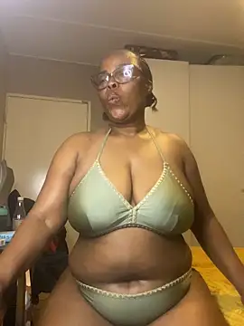 Nomthie online show from 10-06-25, 04:48