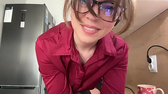 Snapshot of Victoria1Love chatting on 05-16-26, 10:36 Victoria1Love online show from 05-16-26, 10:36