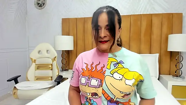 Daphne81  online show from 02-05-25, 02:29