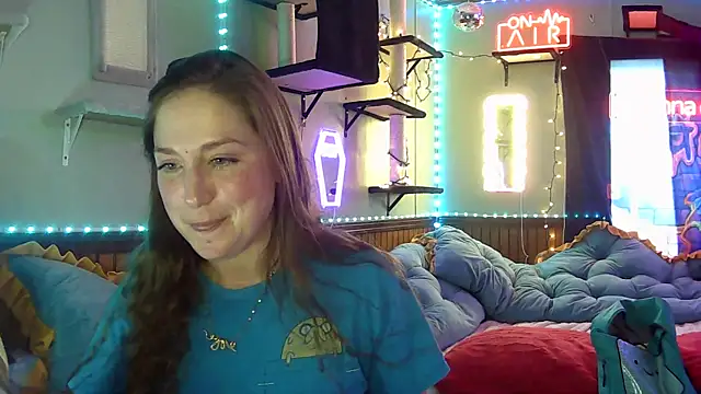 mirannacult online show from 12-21-24, 08:32