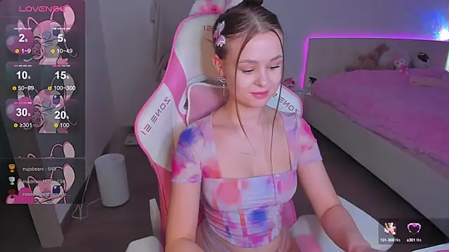 molly murrrr online show from 02-28-25, 06:10