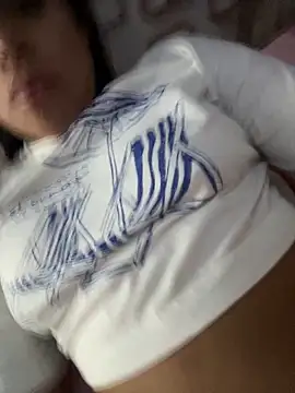 Snapshot of Avint-Perfeita chatting on 09-20-25, 08:21 Avint-Perfeita online show from 09-20-25, 08:21