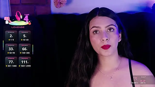 Snapshot of AspenRuss chatting on 03-13-25, 08:00 AspenRuss online show from 03-13-25, 08:00