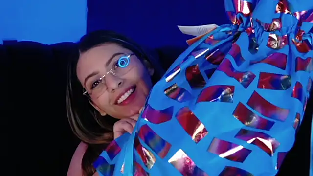 Snapshot of AspenRuss chatting on 02-01-26, 08:18 AspenRuss online show from 02-01-26, 08:18