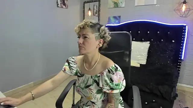 Maria fernandaxxx  online show from 12-15-24, 03:45