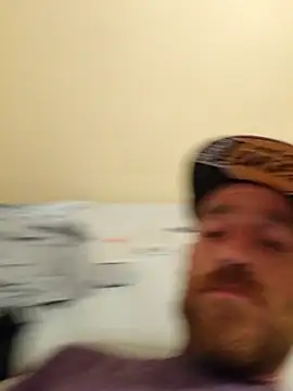 Snapshot of 5g4ever chatting on 10-17-25, 03:42 5g4ever online show from 10-17-25, 03:42