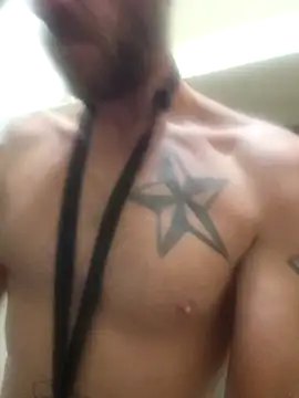 Snapshot of 5g4ever chatting on 10-19-25, 06:14 5g4ever online show from 10-19-25, 06:14