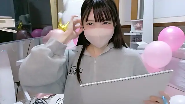 Snapshot of YUNOCHI_nyanko chatting on 10-06-25, 10:23 YUNOCHI nyanko online show from 10-06-25, 10:23