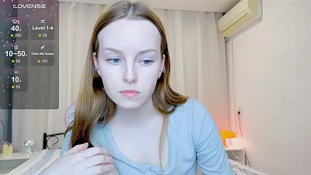 Snapshot of Wild__flowers chatting on 10-12-25, 03:00 Wild  flowers online show from 10-12-25, 03:00