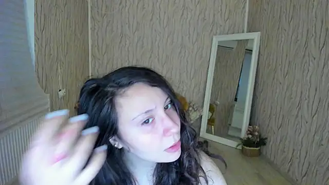 Snapshot of AishaRouhi chatting on 01-03-25, 05:28 AishaRouhi online show from 01-03-25, 05:28