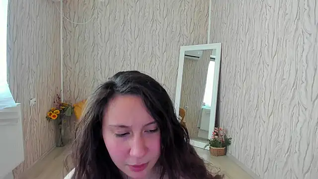 Snapshot of AishaRouhi chatting on 01-13-25, 11:30 AishaRouhi online show from 01-13-25, 11:30