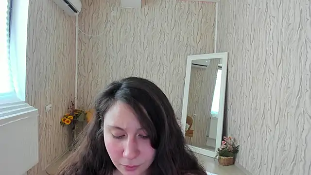 Snapshot of AishaRouhi chatting on 01-18-25, 09:56 AishaRouhi online show from 01-18-25, 09:56