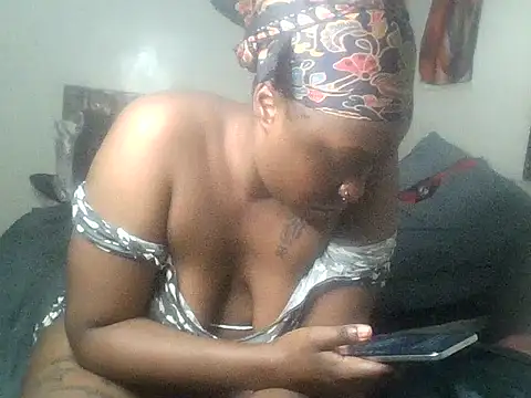 IAm Katie online show from 12-21-25, 01:40