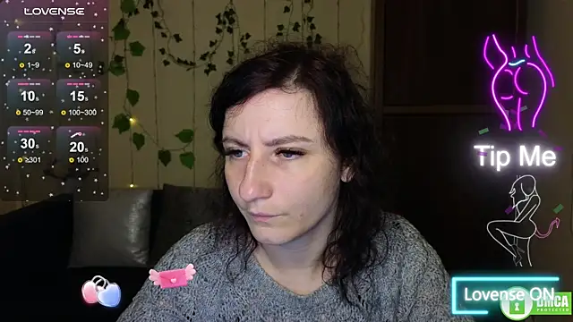 Snapshot of Muse_kitty_jenia chatting on 10-28-25, 06:21 Muse kitty jenia online show from 10-28-25, 06:21