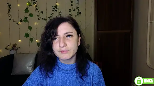 Snapshot of Muse_kitty_jenia chatting on 10-31-25, 06:20 Muse kitty jenia online show from 10-31-25, 06:20