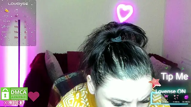 Snapshot of Muse_kitty_jenia chatting on 11-14-25, 06:28 Muse kitty jenia online show from 11-14-25, 06:28