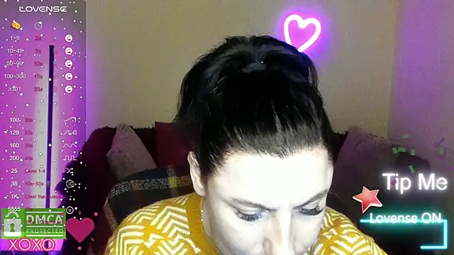 Snapshot of Muse_kitty_jenia chatting on 11-19-25, 06:30 Muse kitty jenia online show from 11-19-25, 06:30