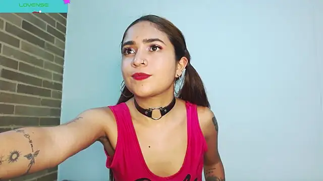 helenacyruss online show from 12-19-24, 10:10