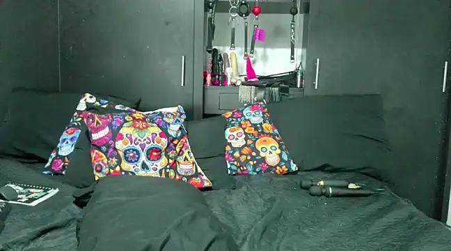 Snapshot of hiromidai chatting on 12-24-24, 07:22 hiromidai online show from 12-24-24, 07:22