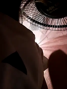 trieungoclnt online show from 10-30-25, 06:19