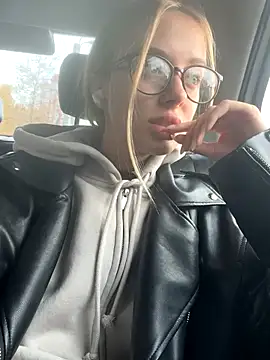 enjoy my beauty online show from 10-20-25, 07:20