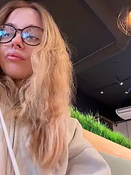 enjoy my beauty online show from 02-13-26, 06:42