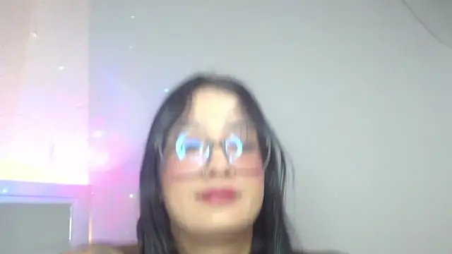 Snapshot of mariiana-diaz chatting on 06-02-26, 07:16 mariiana-diaz online show from 06-02-26, 07:16