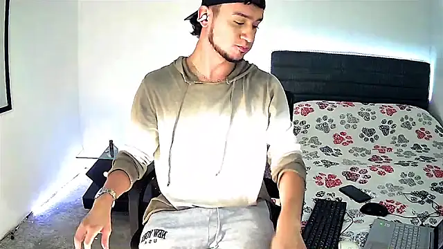 Kevin Torres online show from 12-13-25, 09:53