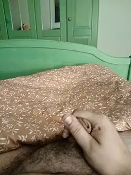 Snapshot of BennoSingle chatting on 09-09-25, 05:56 BennoSingle online show from 09-09-25, 05:56