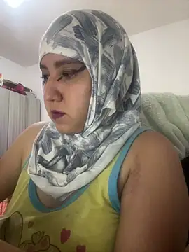 hannahayat online show from 04-17-26, 01:25