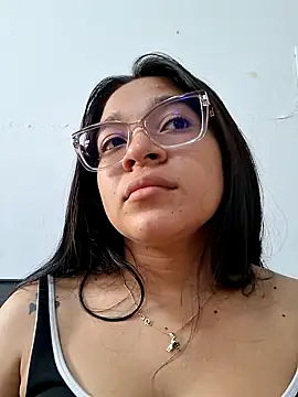 -VICKKY online show from 02-17-26, 07:31