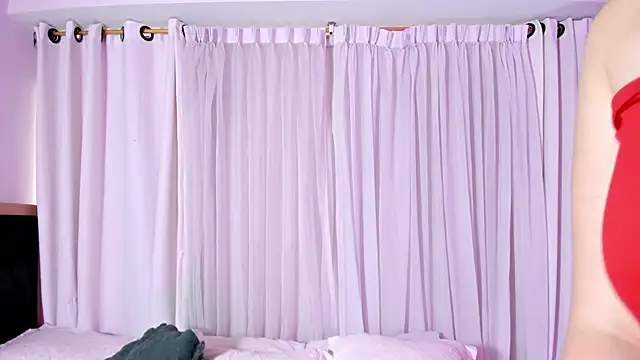 Snapshot of tiffany_becker chatting on 03-21-25, 10:39 tiffany becker online show from 03-21-25, 10:39