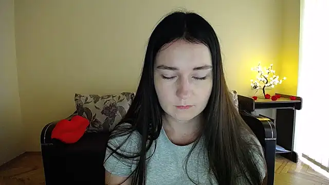 Snapshot of Pretty_shy chatting on 07-16-26, 09:37 Pretty shy online show from 07-16-26, 09:37