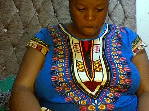 zoey10 online show from 04-03-26, 07:56