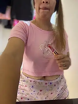 Emiily lee online show from 02-18-26, 09:05