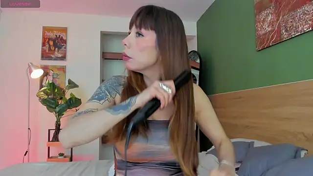 iriiina veneno online show from 04-02-26, 04:26